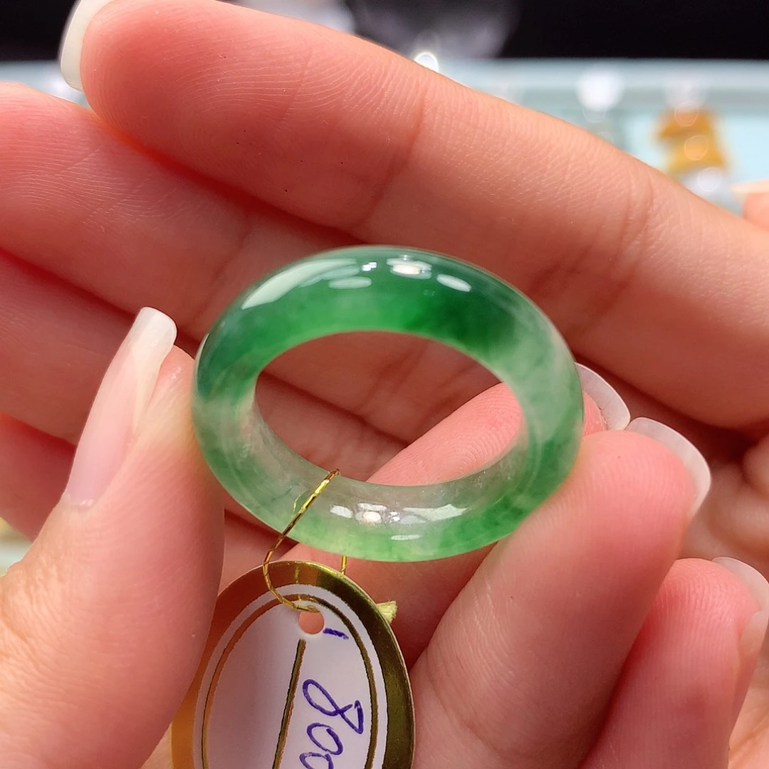 颈饰未镶嵌翡翠大***傻15圈