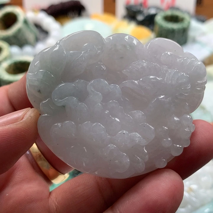 翡翠未镶嵌颈饰保真天然a货翡翠