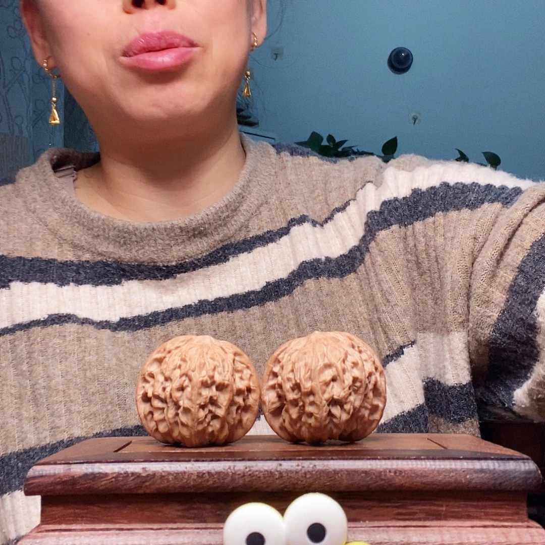 云***吊坠文玩核桃磨盘