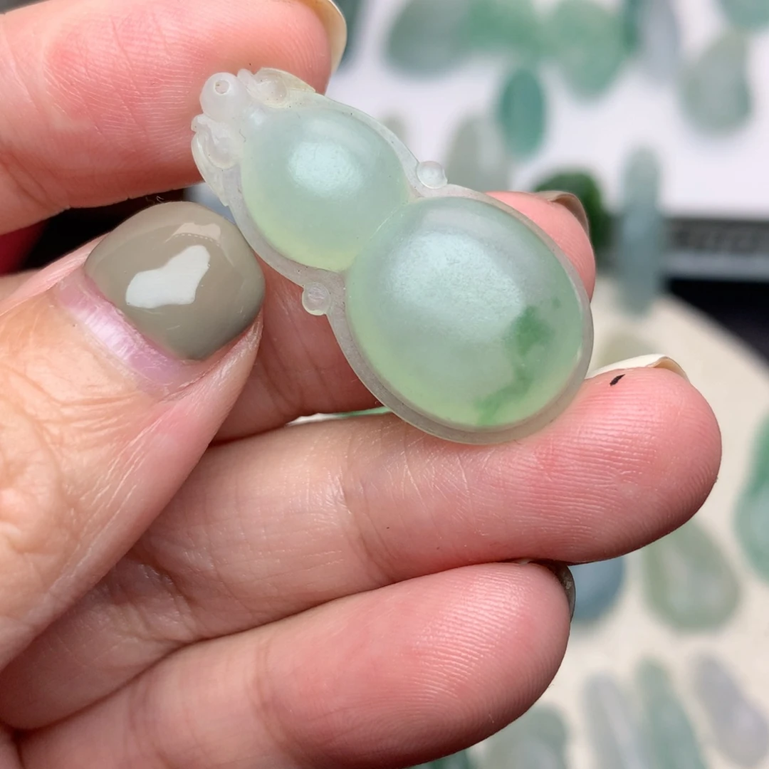 未镶嵌定制翡翠葫芦