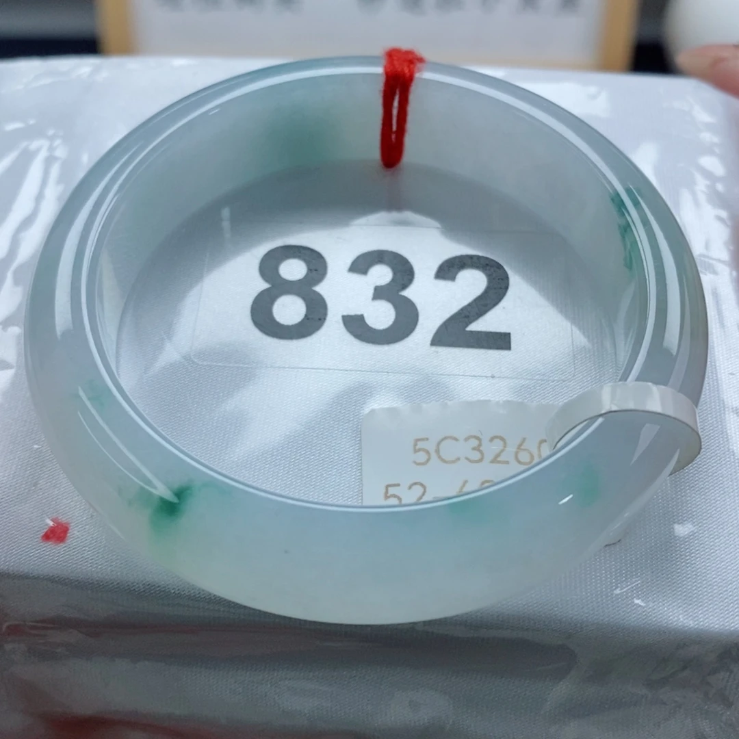 未镶嵌手镯翡翠天然A货翡翠手镯