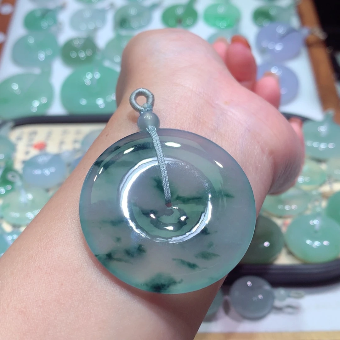 翡翠未镶嵌颈饰5尺寸42.4*5.7