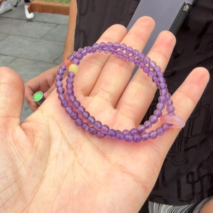 未镶嵌颈饰紫晶多样性