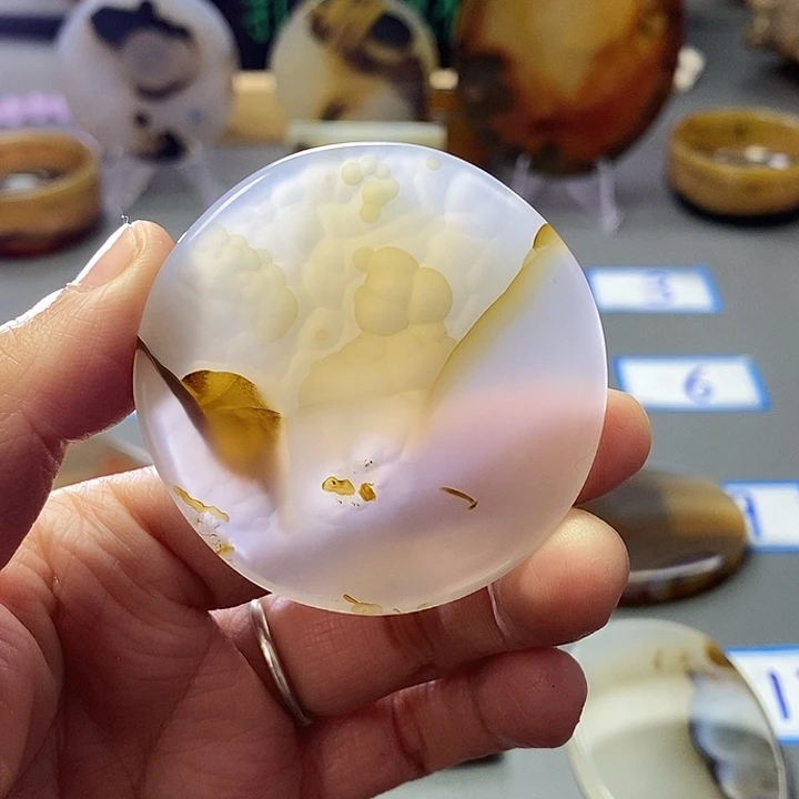 玛瑙/玉髓未镶嵌珠宝半成品129