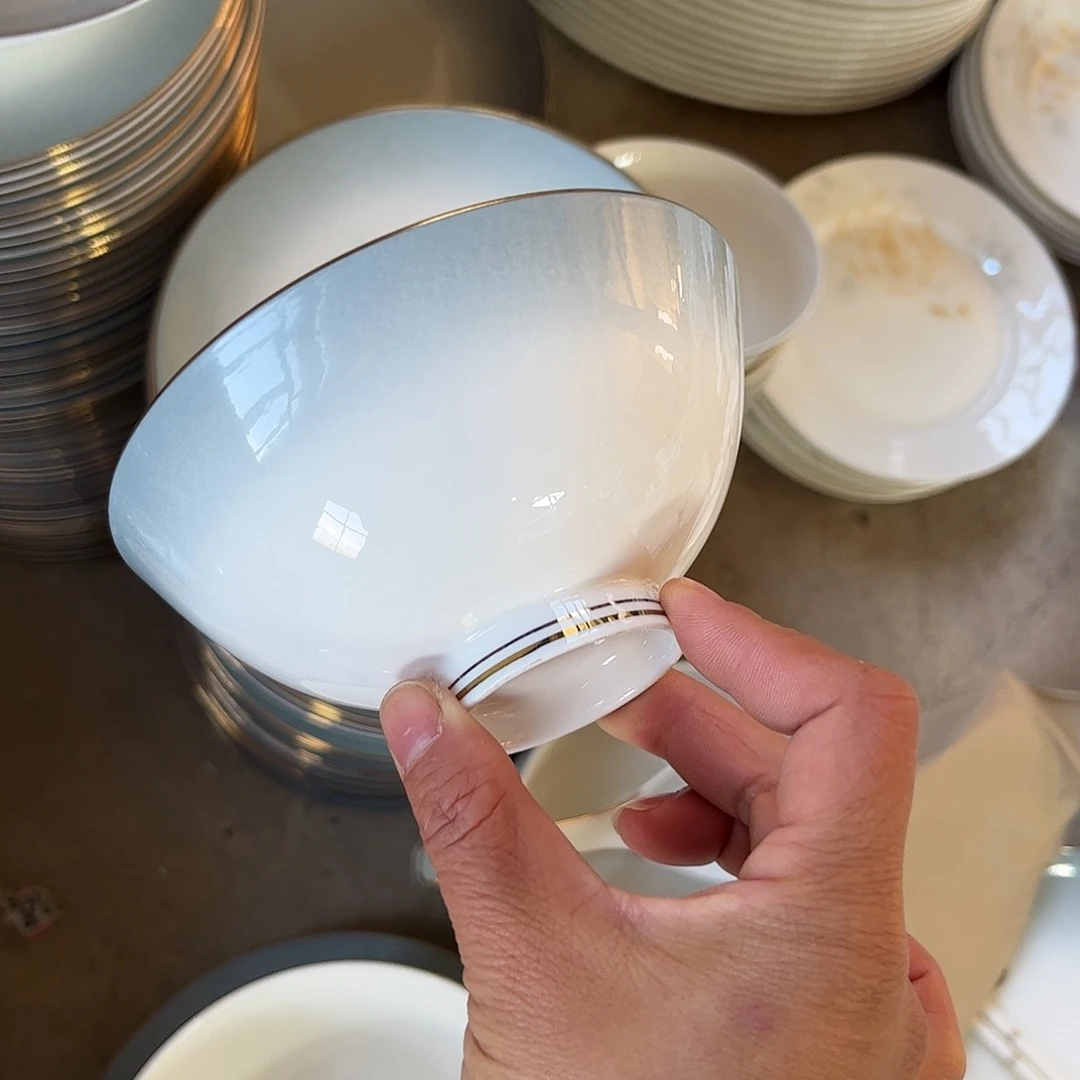 瓷片渐变碗六个4.7寸微瑕