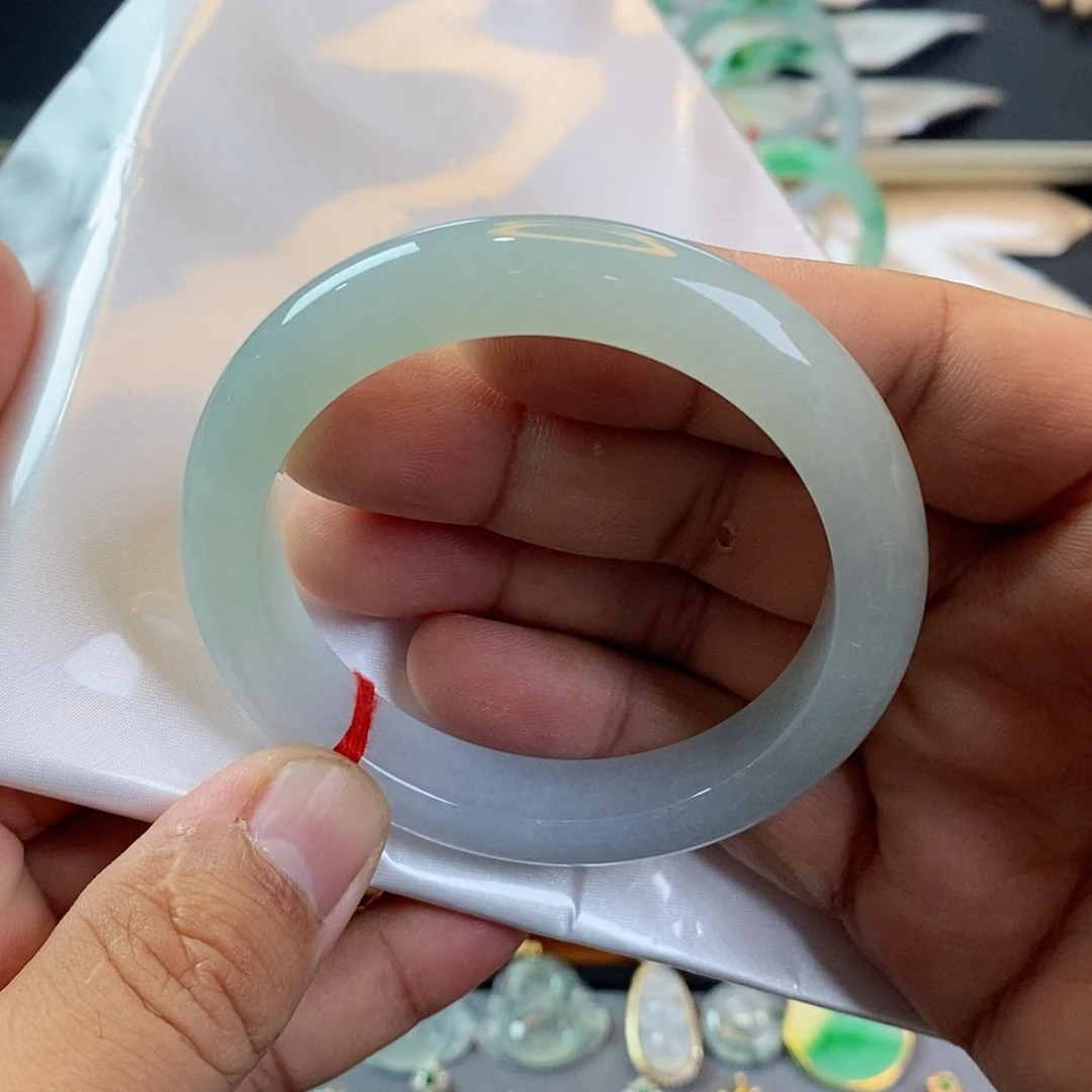 【闪购商品】未镶嵌手镯翡翠