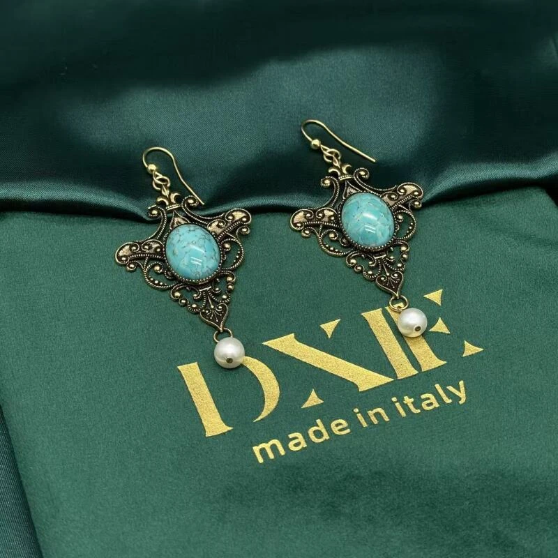 铜合金 树脂 Anna耳钩 AN461