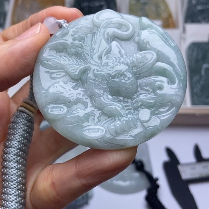 翡翠未镶嵌挂件翡翠