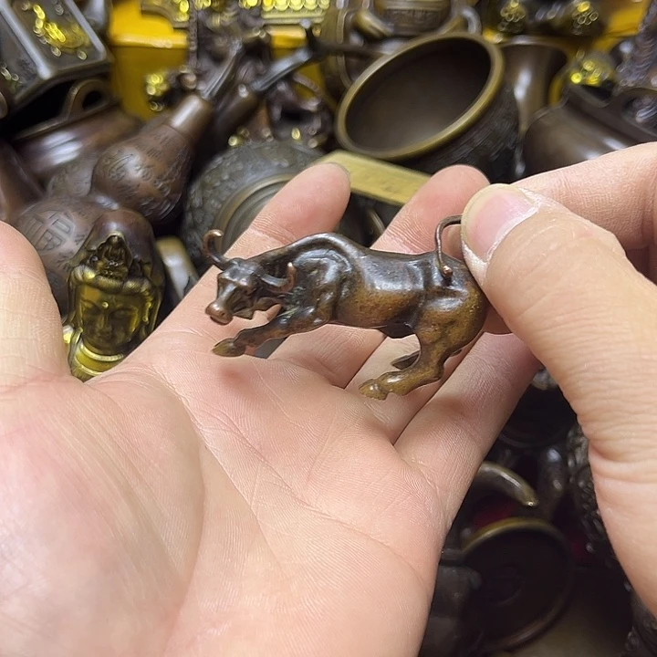 诚信经营精美铜器