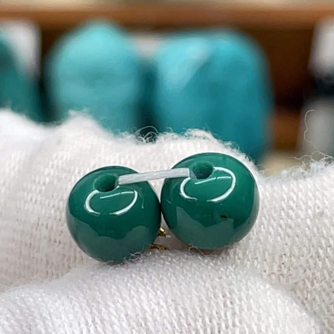 绿松石未镶嵌挂件