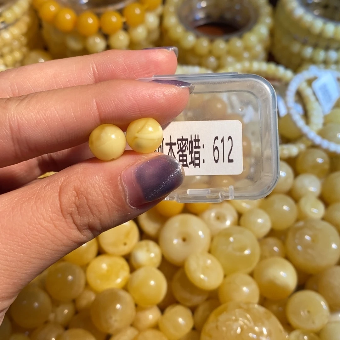 琥珀未镶嵌珠宝奇石612