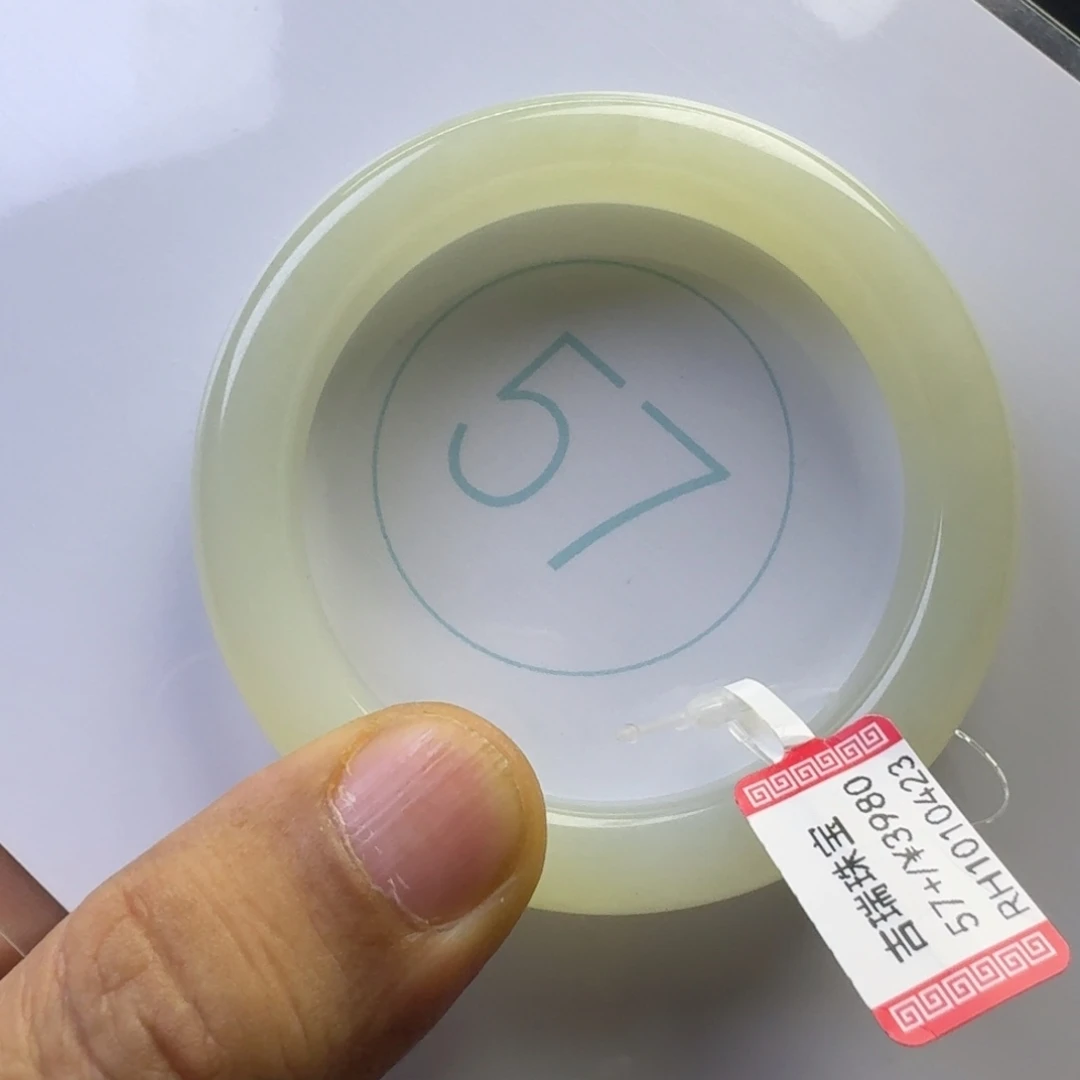 和田玉（糖玉）未镶嵌手镯