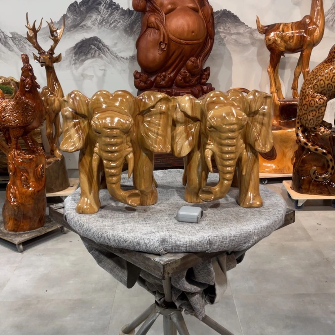 香樟木用****8香樟木手工雕刻大象