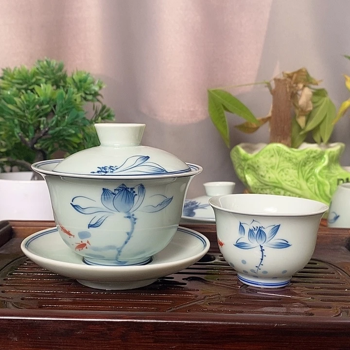 160ml手绘荷花盖碗送主人杯