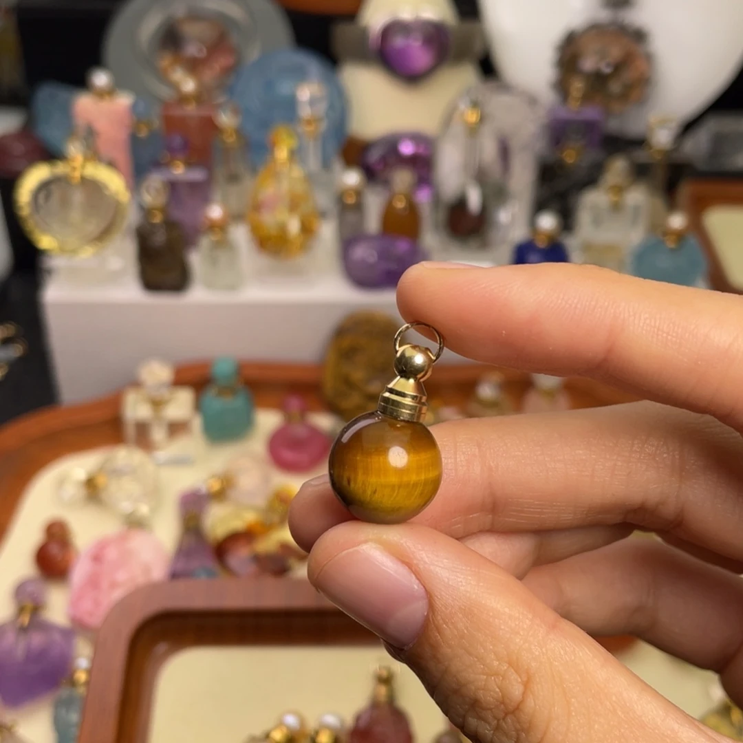 娃***1水晶颈饰未镶嵌天然水晶吊坠296