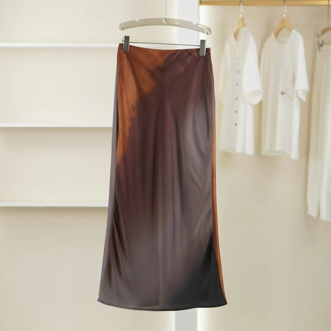 麦迪尚品 50503161 夏季高级感轻薄设计点氛围半裙专柜撤柜