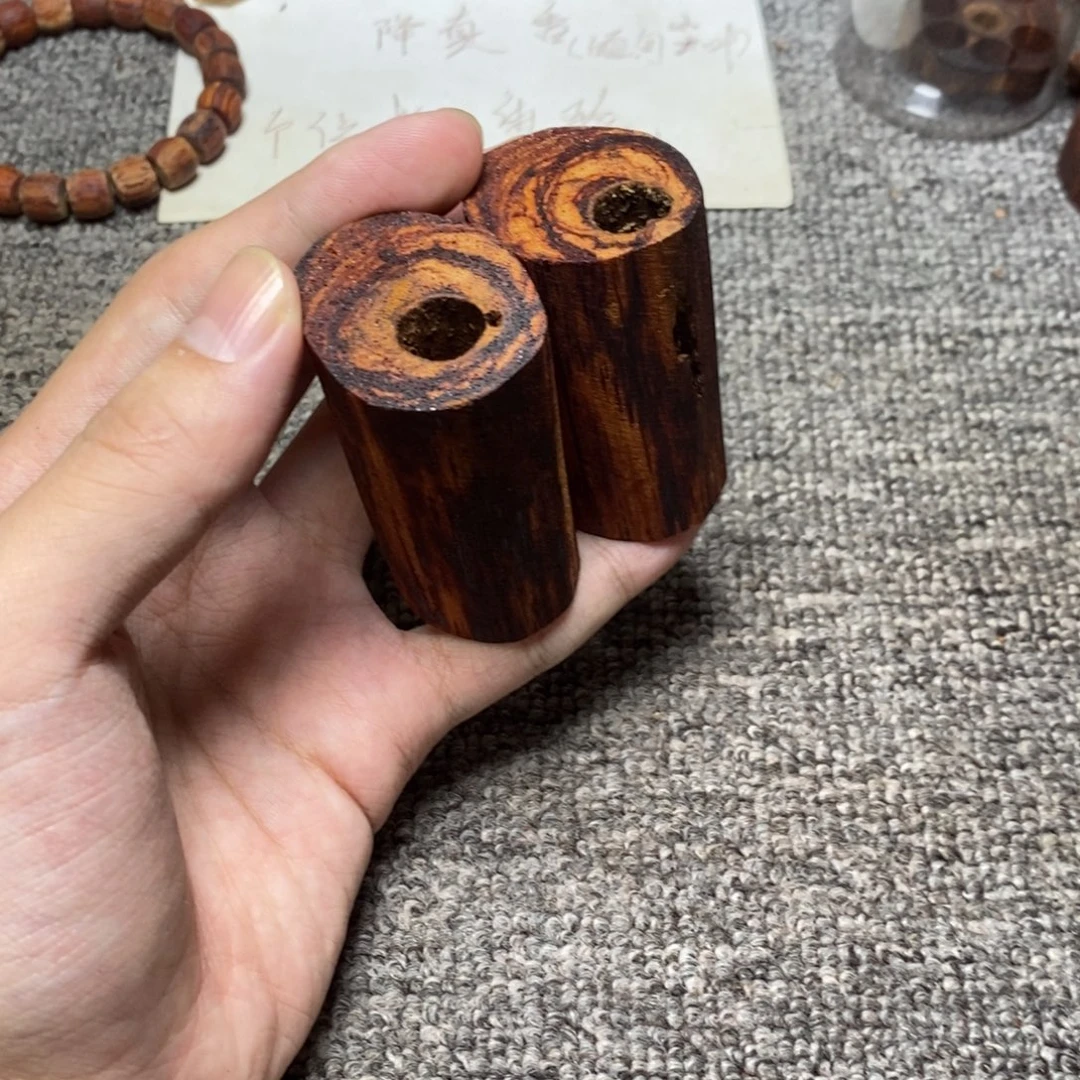 海***巴藤类降真香黄金甲手把件虫漏