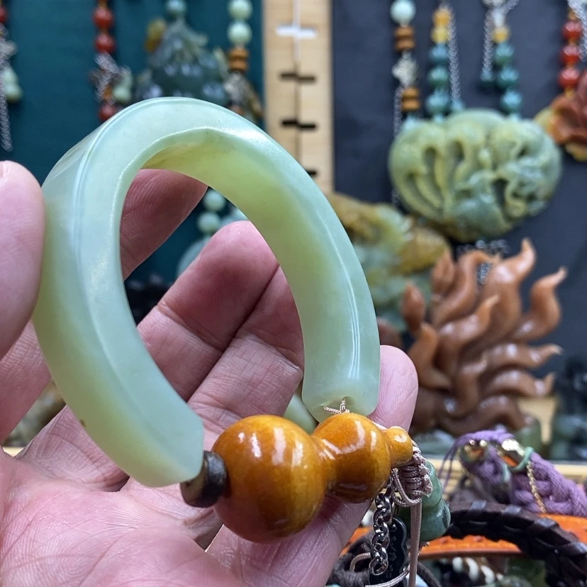 【闪购商品】未镶嵌岫玉手牌54