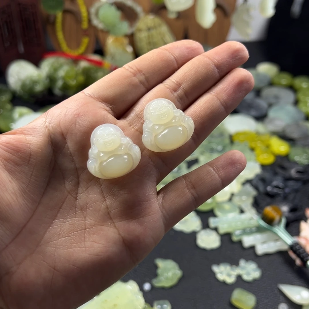 岫玉未镶嵌吊坠(不含链)