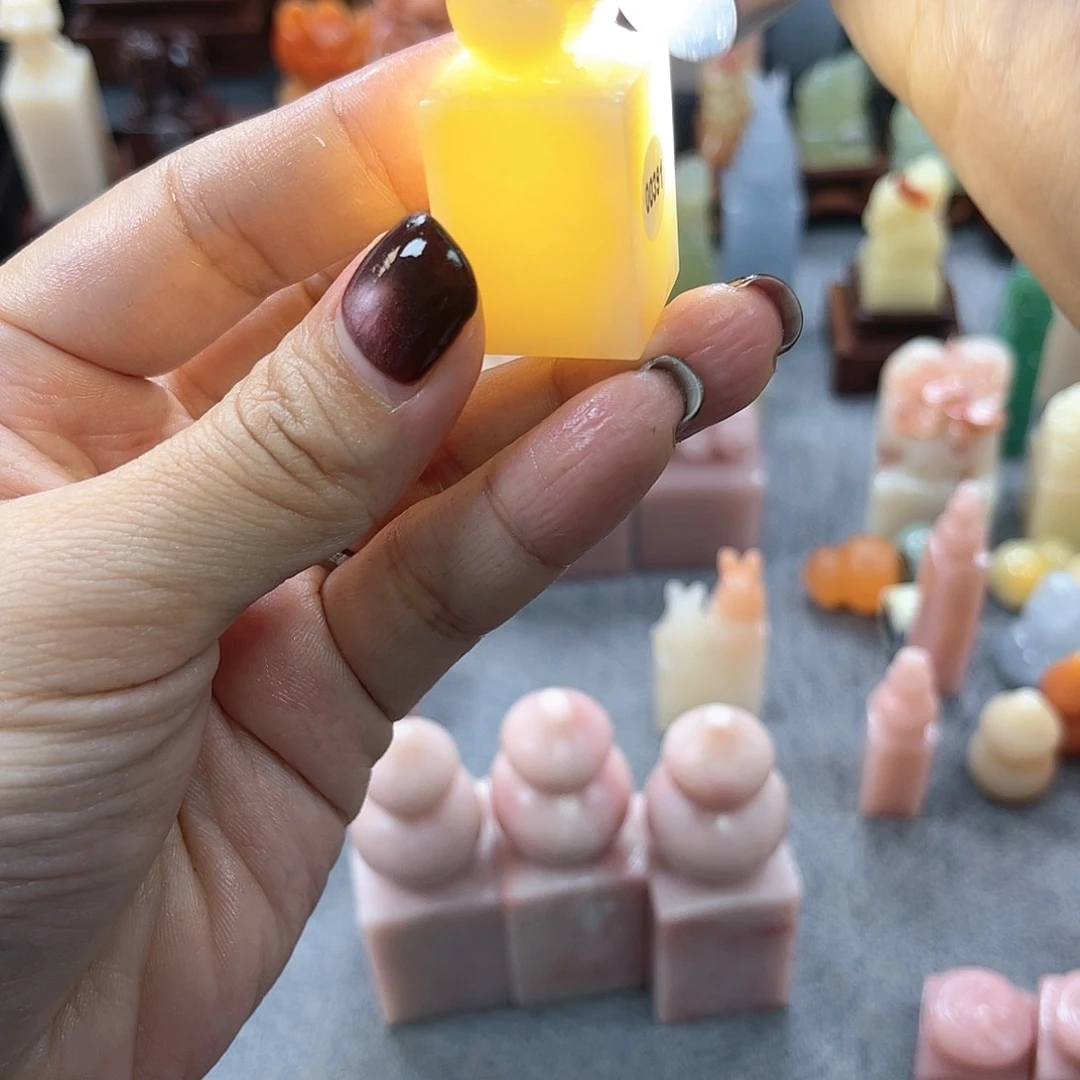 寿山石印石月**苏00391000000000000