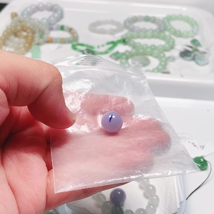 翡翠未镶嵌颈饰A货
