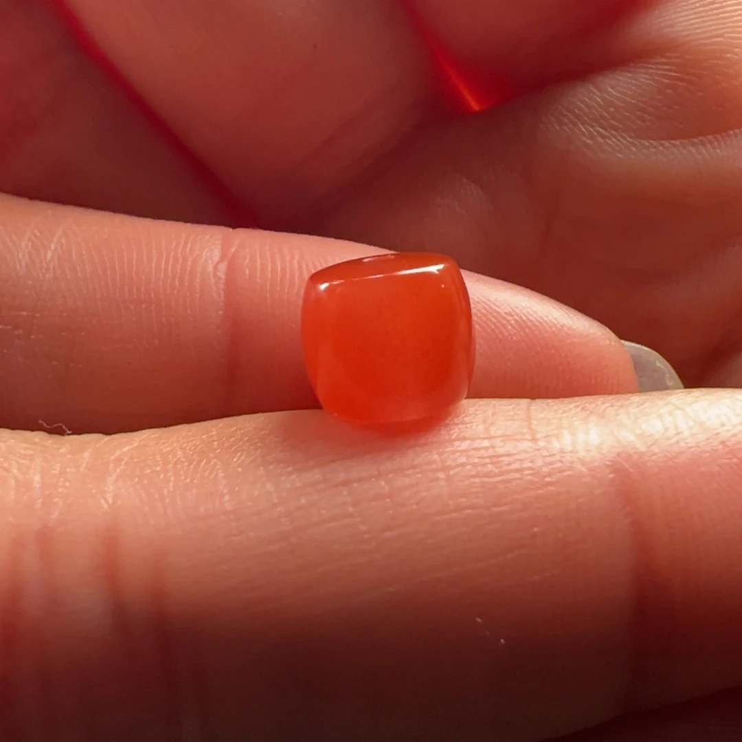 南红玛瑙老型8.3，7.5未镶嵌莫*默
