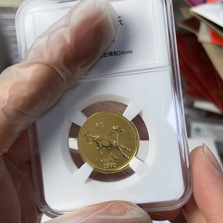 其他普通金属90年镀金马 24mm