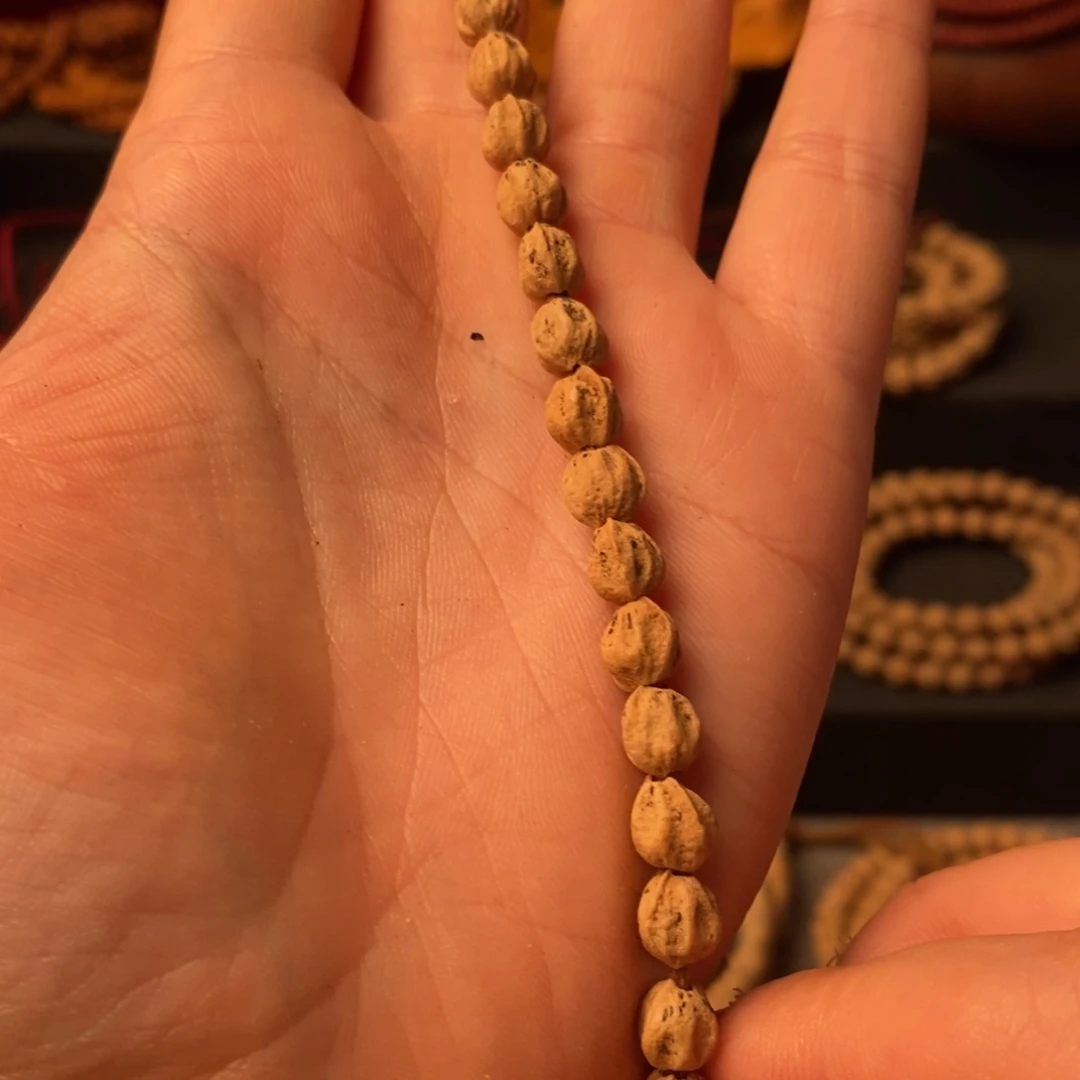 翎***鹤柏香籽/百香籽吊坠