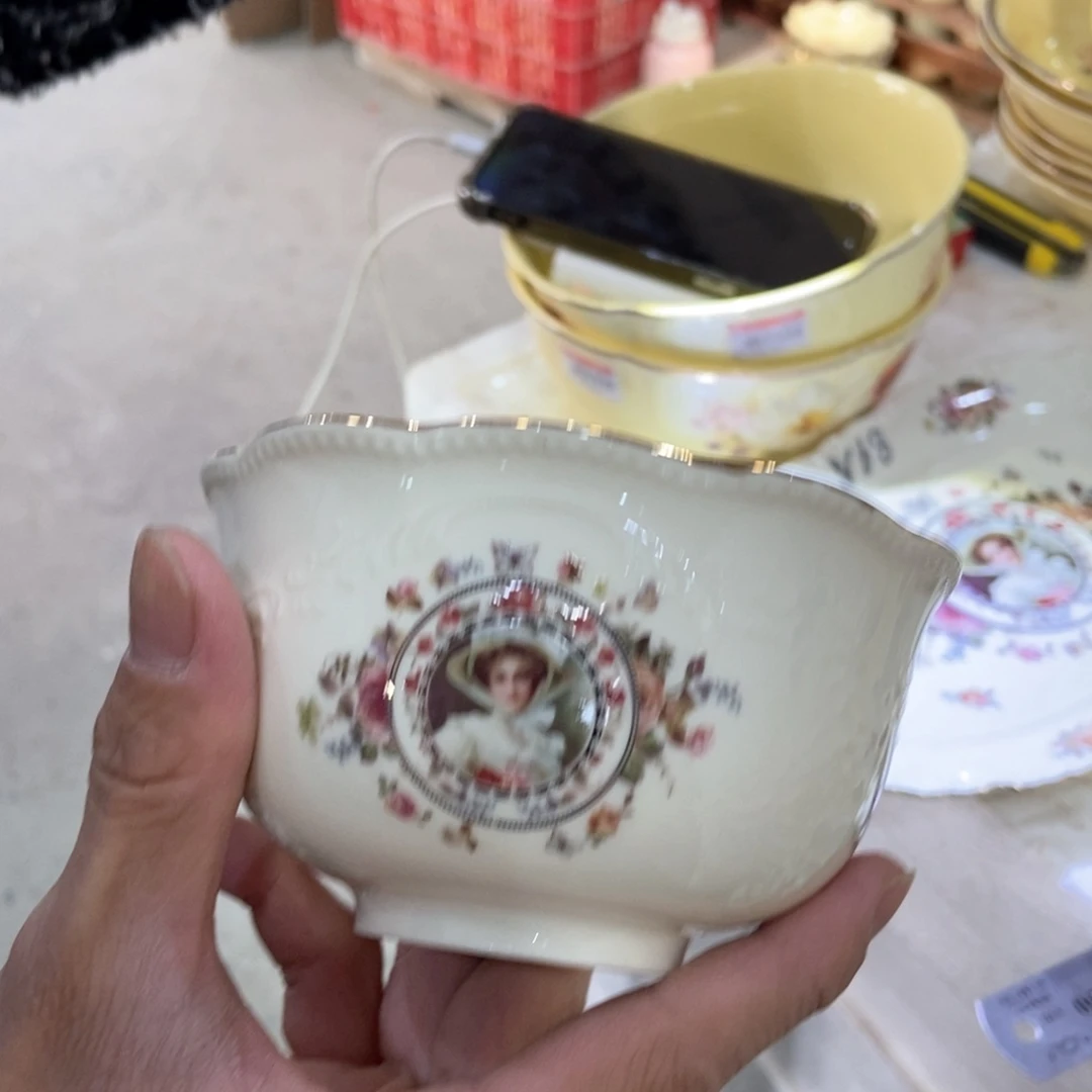 星博陶瓷…………………………………………4个4.5