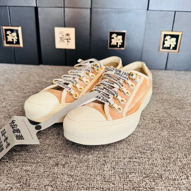 95新 DIOR/迪奥 白橘丝绒 39码 板鞋ysc3151