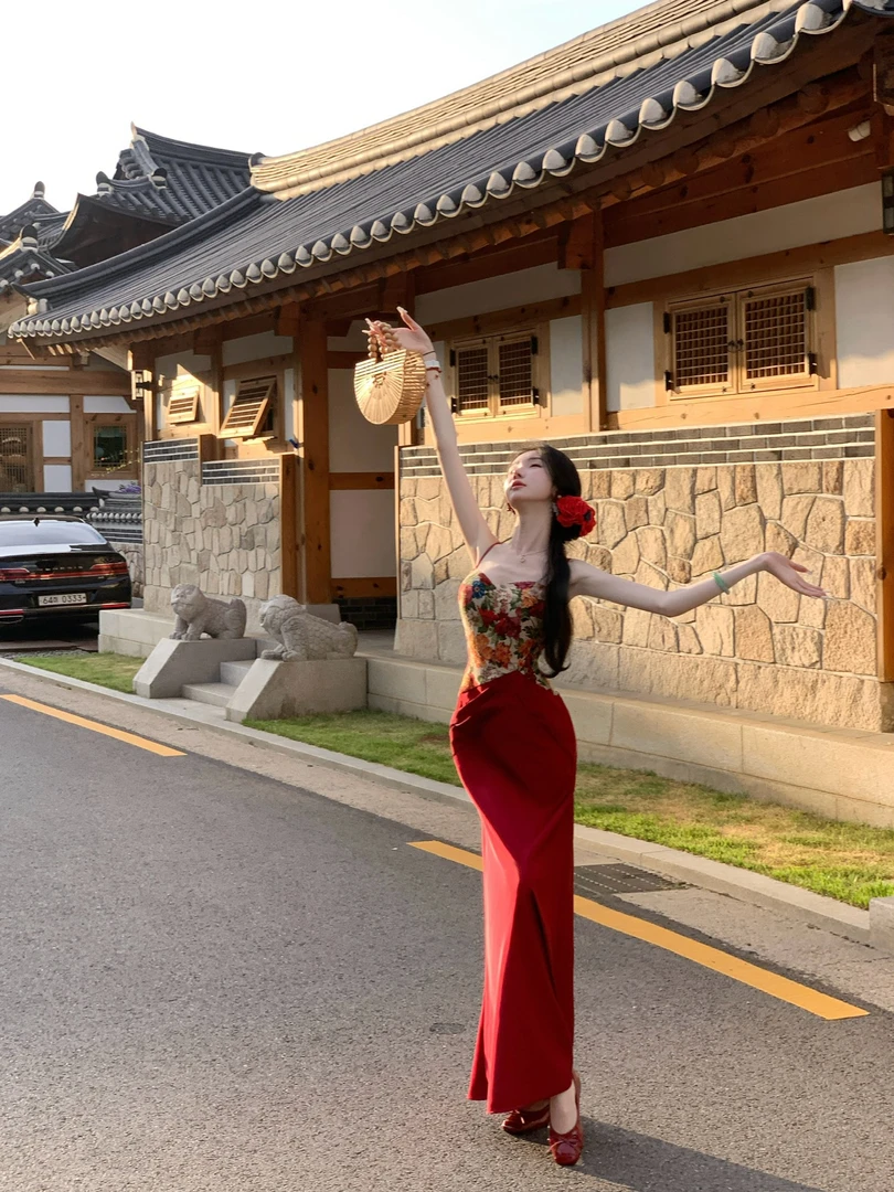 【雅乔定制】繁花 提花缎面拼接修身高腰吊带连衣裙DYYK-25032274