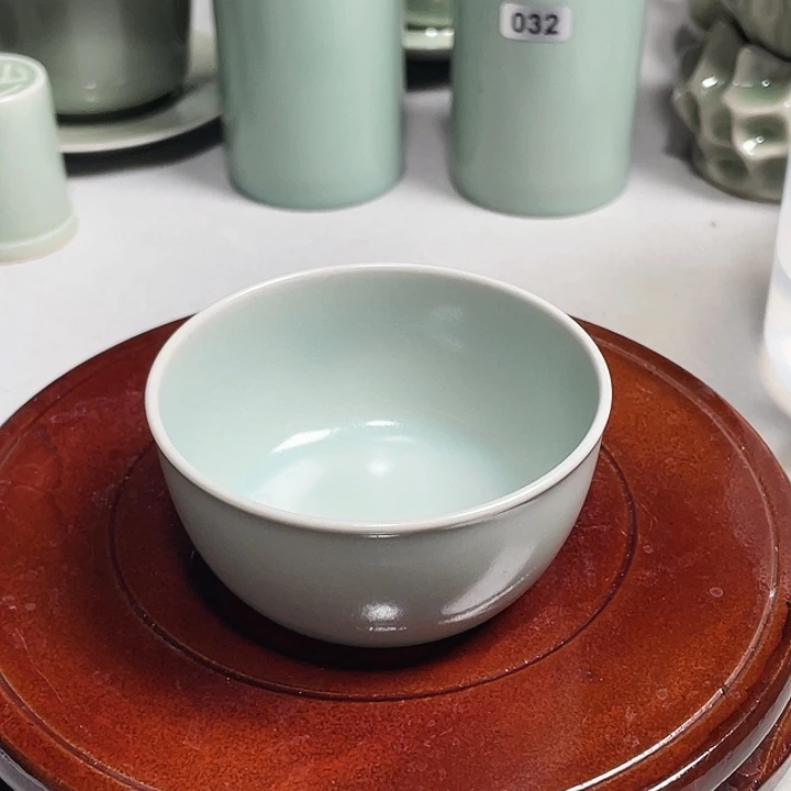 鸡缸杯仿古青绿釉111