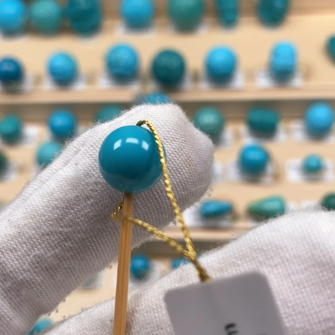 绿松石未镶嵌精品原矿高瓷绿松石