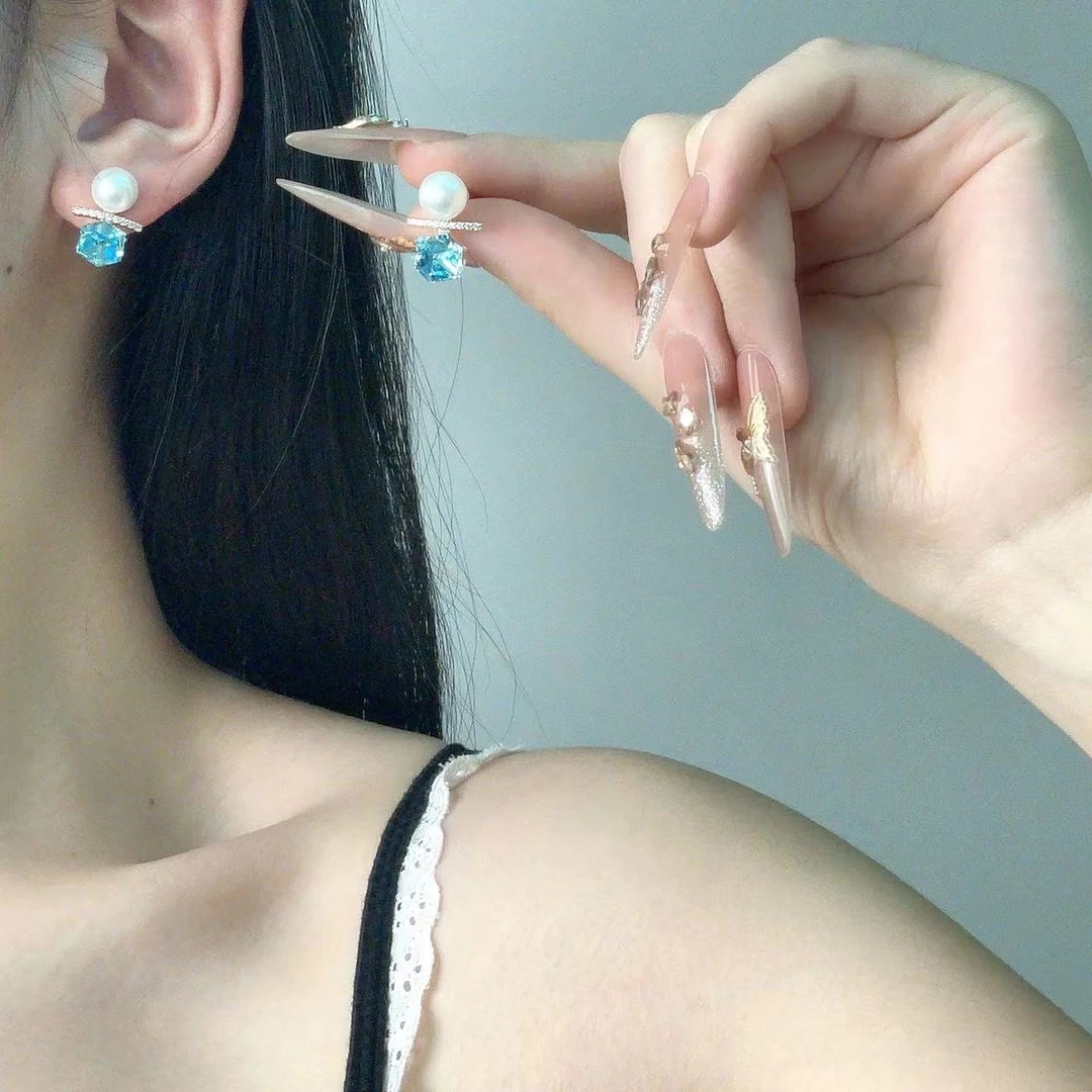 铜合金锆石耳饰 精致小巧方糖星星耳环时尚简约百搭小清新小众耳