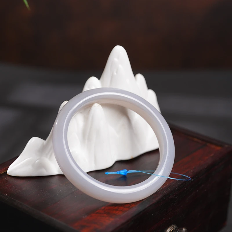 【鑫浩矿业】新疆和田玉-烟紫紫罗兰胶润高品烟紫手镯一条 女士精美