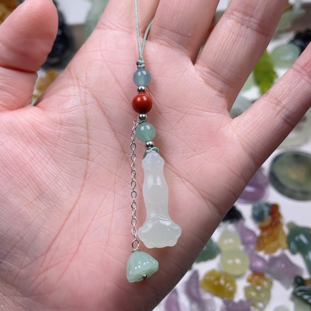 蛇纹石玉未镶嵌颈饰