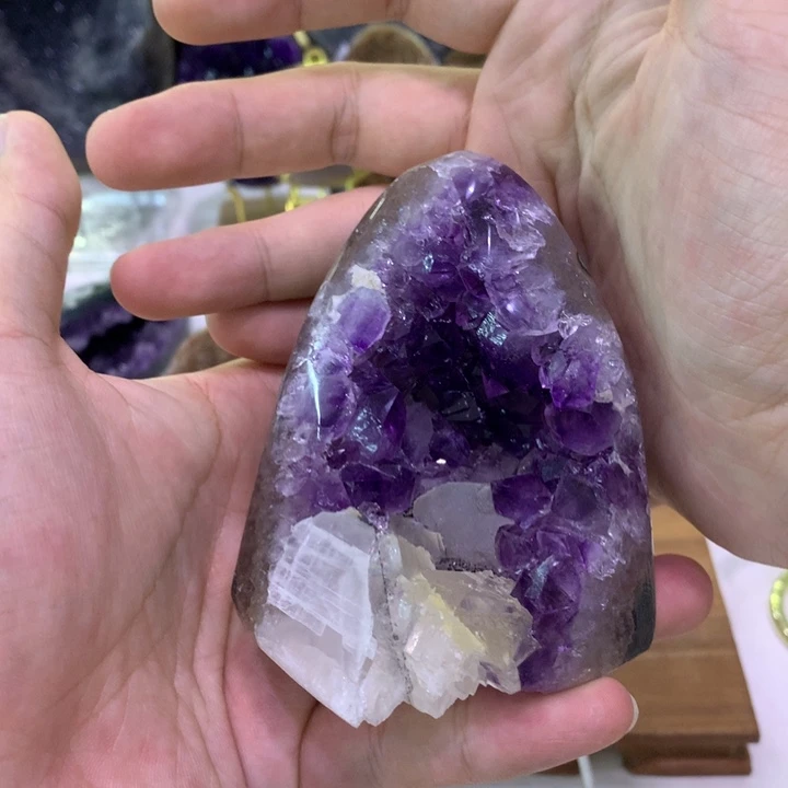 未镶嵌大型摆件（非配饰）水晶