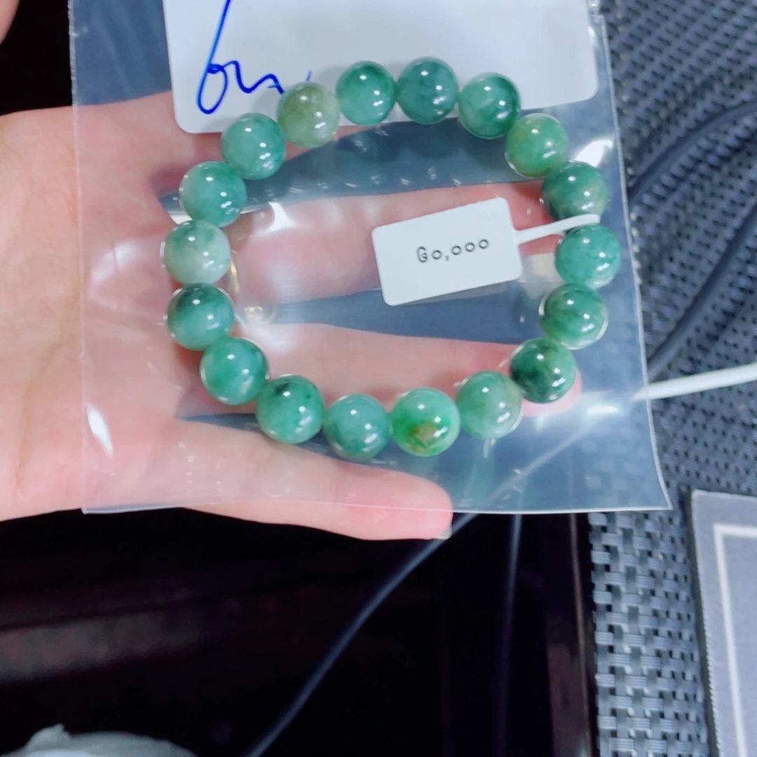 定制翡翠未镶嵌往****福珠串