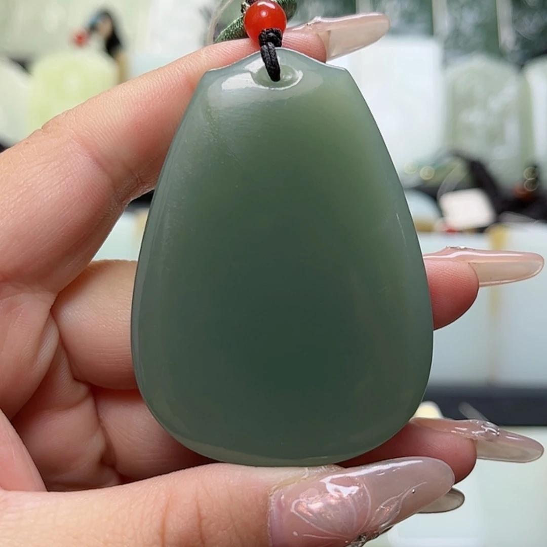 【闪购商品】颈饰未镶嵌和田玉