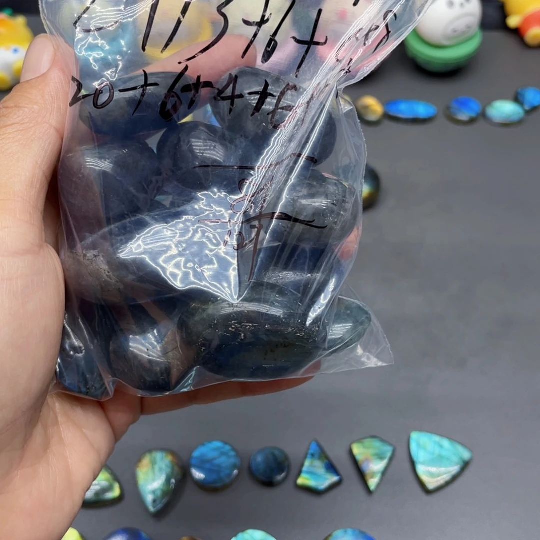 睡***晨长石颈饰银S925镶嵌