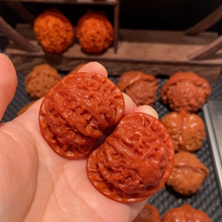 青***饰把件文玩核桃42尺寸宫灯1087