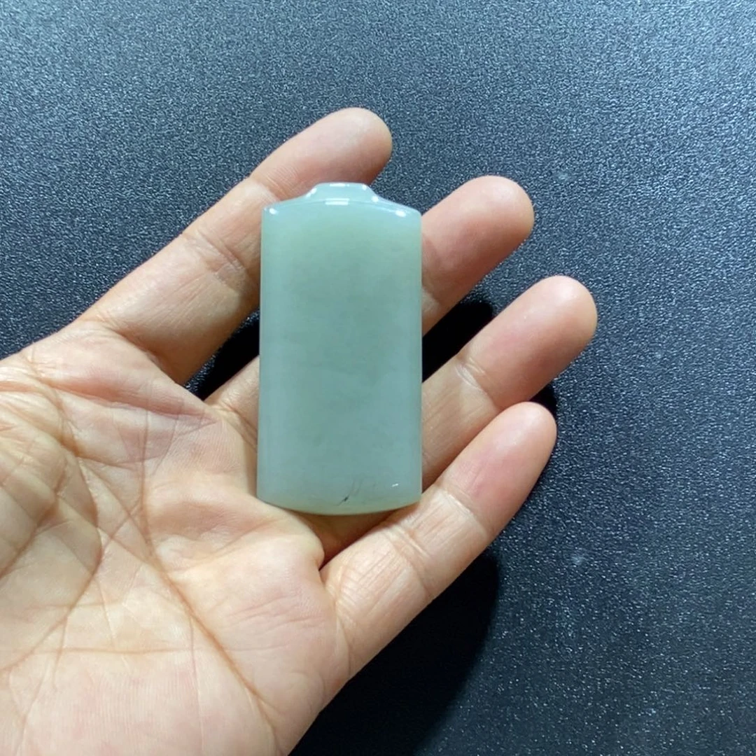 和田玉未镶嵌颈饰蚂*腿