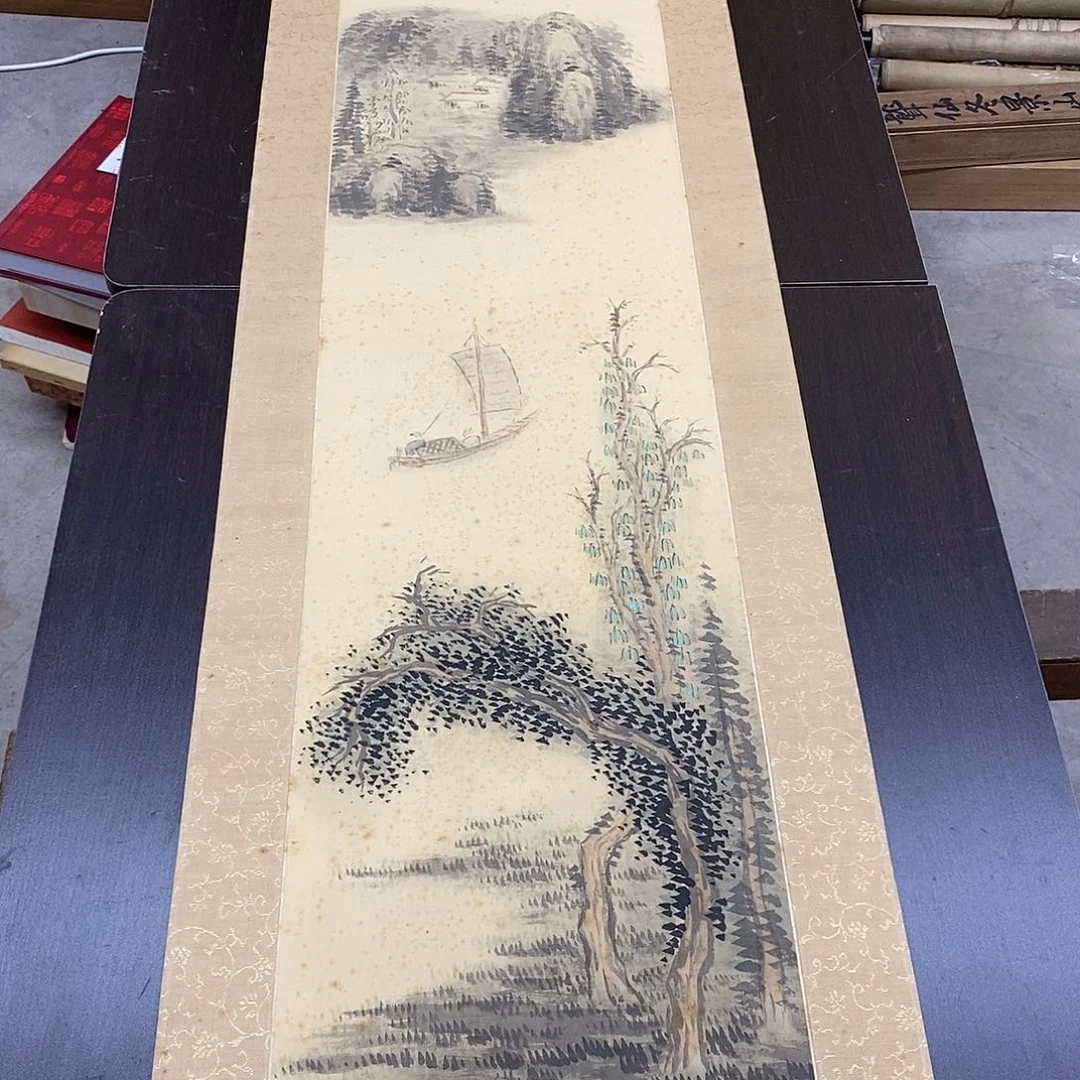 竖款装饰画山水画