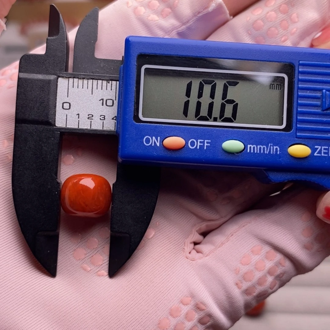 南红玛瑙配饰未镶嵌紅**翅福利纹裂清货价