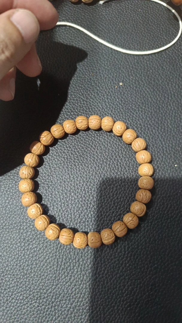 精品野生小小尺寸原皮原色桃核脖挂