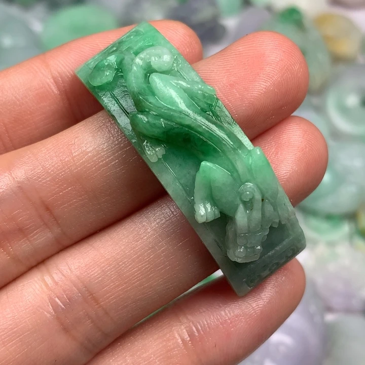 未镶嵌定制翡翠翡翠