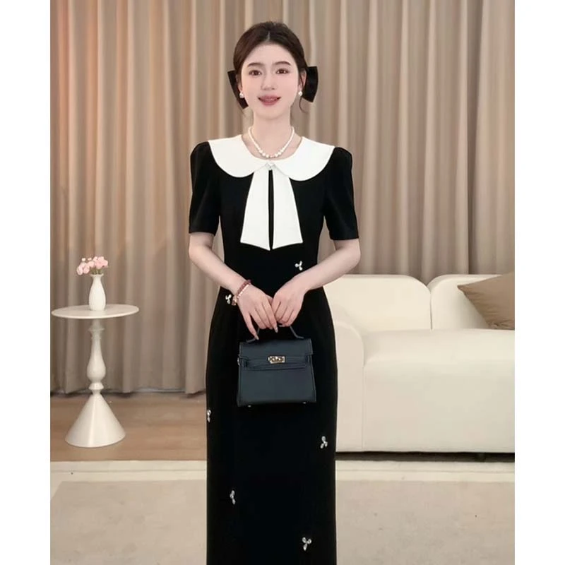 2025夏季新款气质法式时尚高级感赫本风显拼接连衣裙D2422