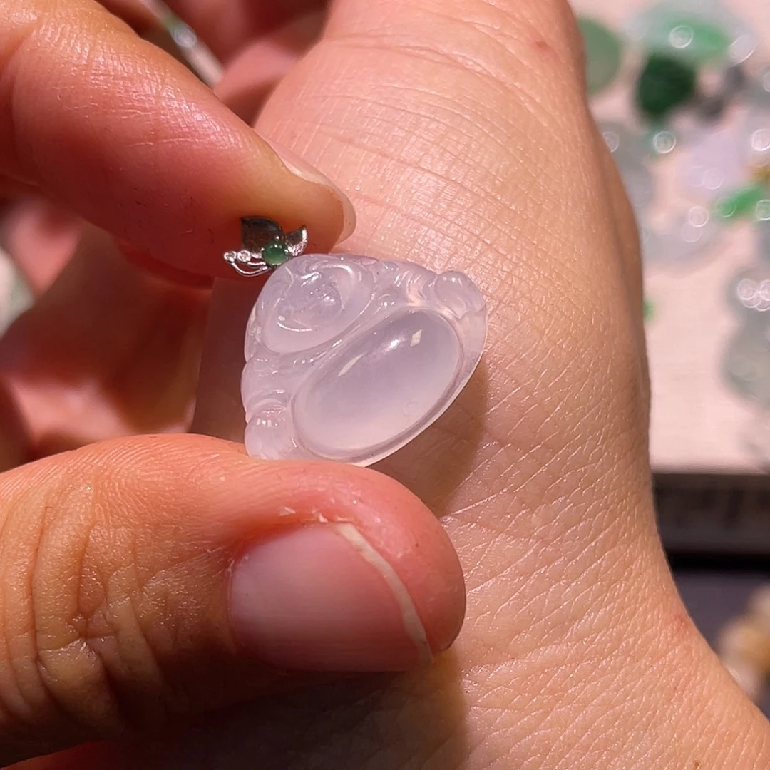 定制翡翠未镶嵌佛