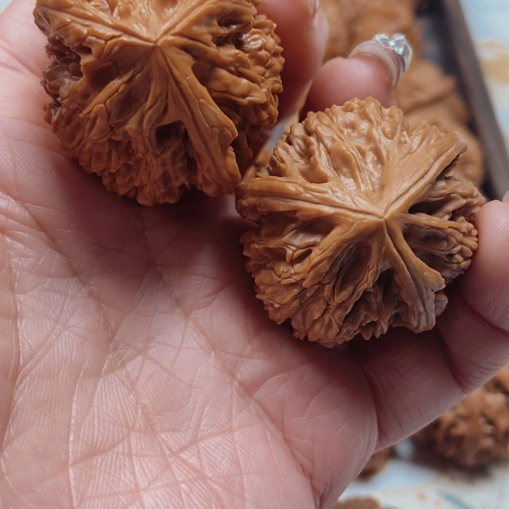 文玩核桃吊坠文山