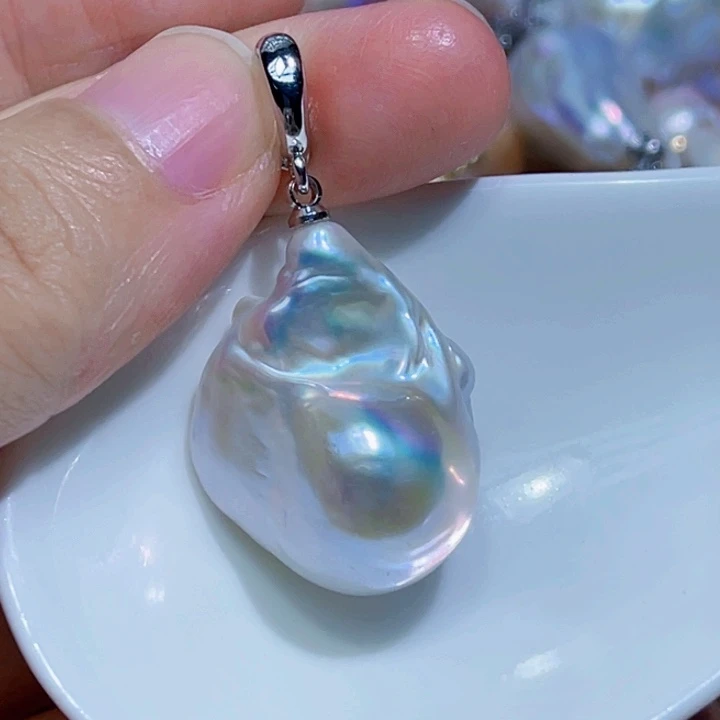 颈饰未镶嵌淡水珍珠